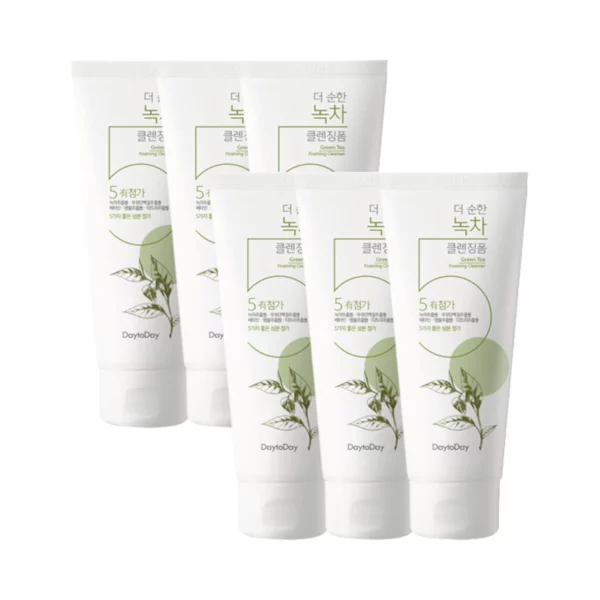 The Gentle Green Tea Cleansing Foam