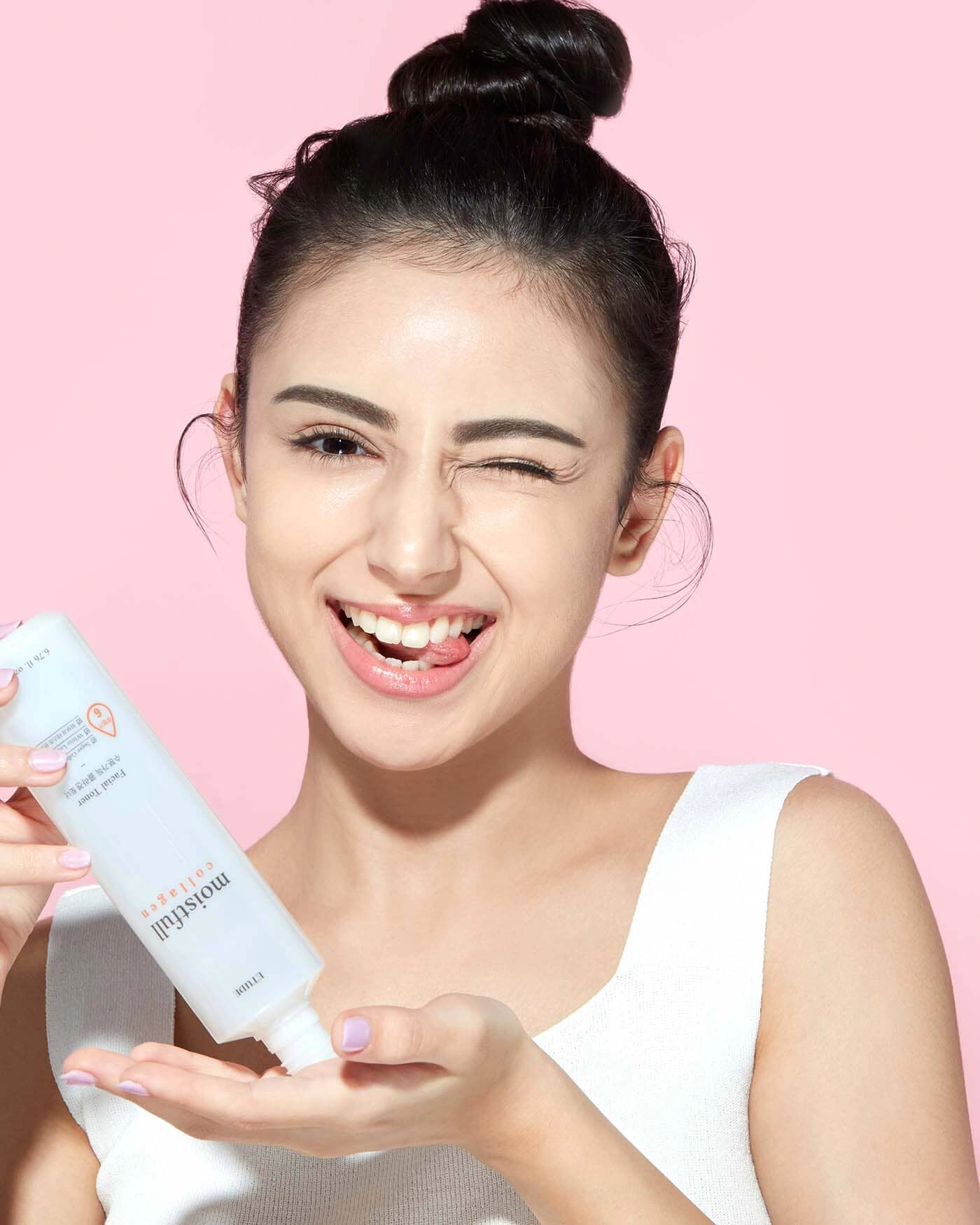 Moistfull Collagen Facial Toner, 200ml - Image 4