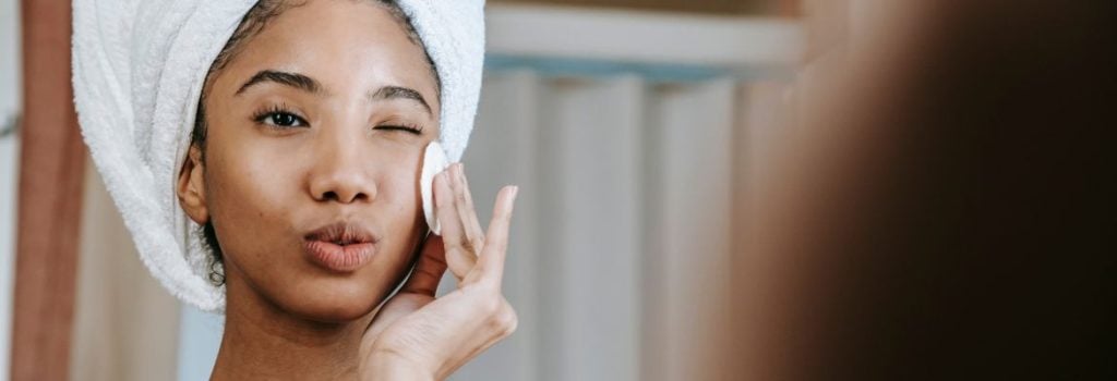 Lightweight Korean moisturizers for oily skin