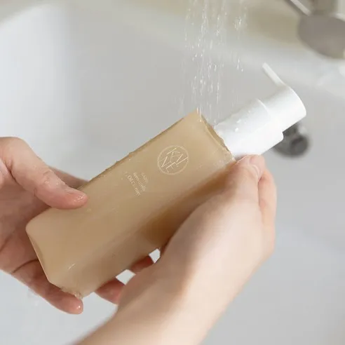 Kombu Jelly Oil Cleanser - Image 4
