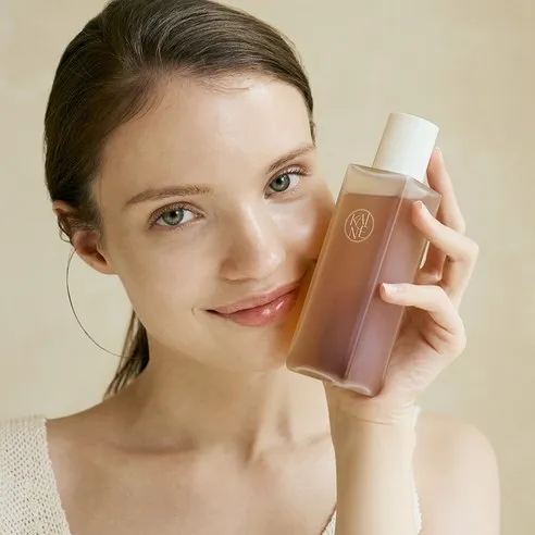 Kombu Balancing Ampoule Toner - Image 3