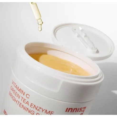 Vitamin C Green Tea Enzyme Blemish Toning Pad - Image 3