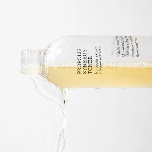 Full Fit Propolis Synergy Toner - Image 4